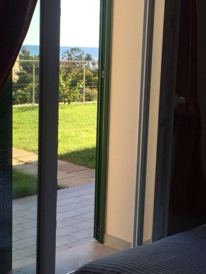 Casaluna Lejlighed Ventimiglia Eksteriør billede