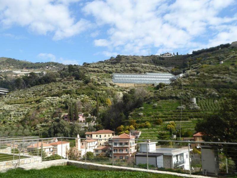 Casaluna Lejlighed Ventimiglia Eksteriør billede